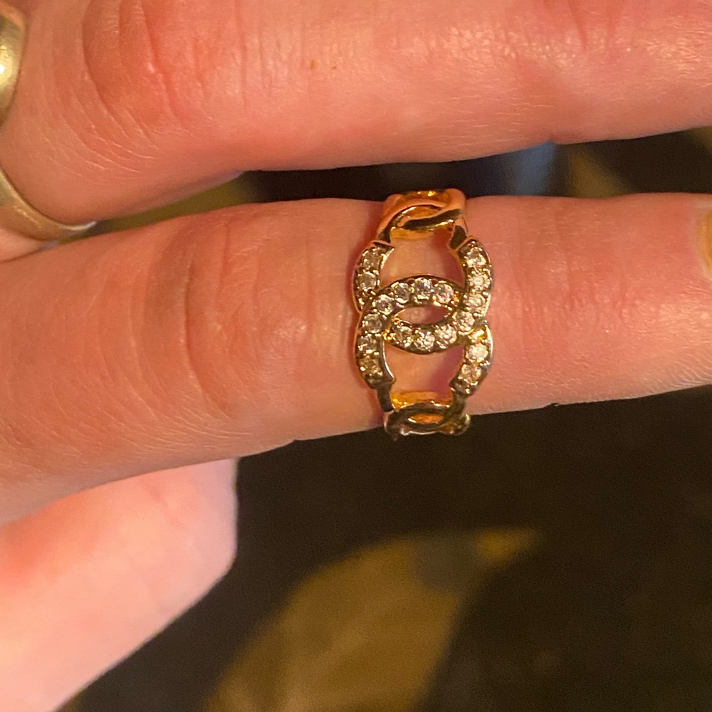 Designer Luxury Crystal Ring ✨ - Picture 4 of 14